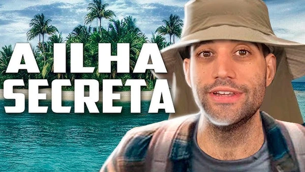 Explorer near "A Ilha Secreta" tropical island.